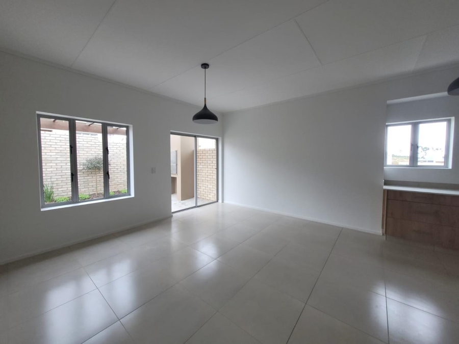 3 Bedroom Property for Sale in Mooikloof Country Estate Western Cape